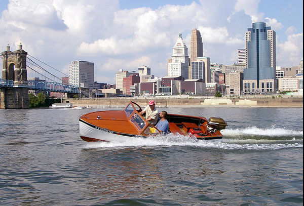 Boat cruising the Ohio River